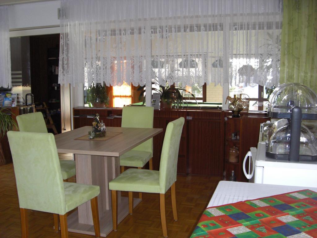 Pension Zum Koehler Schönwalde Exterior foto